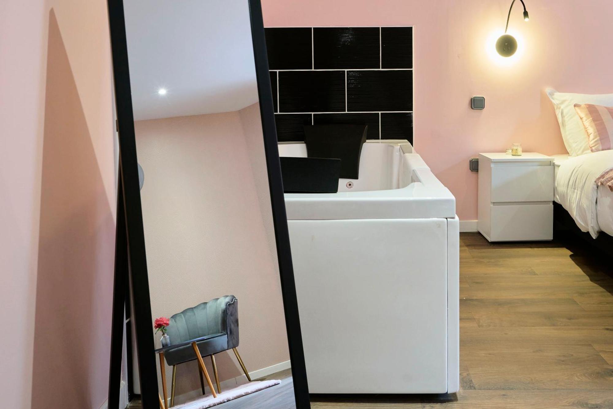 Apartamento Ng Prestige L Lille L Tourcoing - Bouvines - Balneo & Cuisine Exterior foto